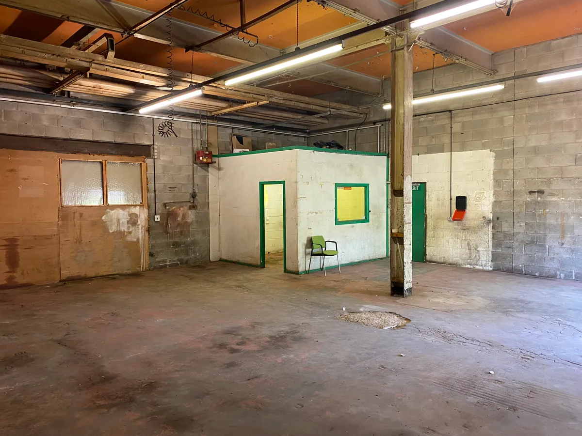 Industrial Unit in Blackburn - photo 2